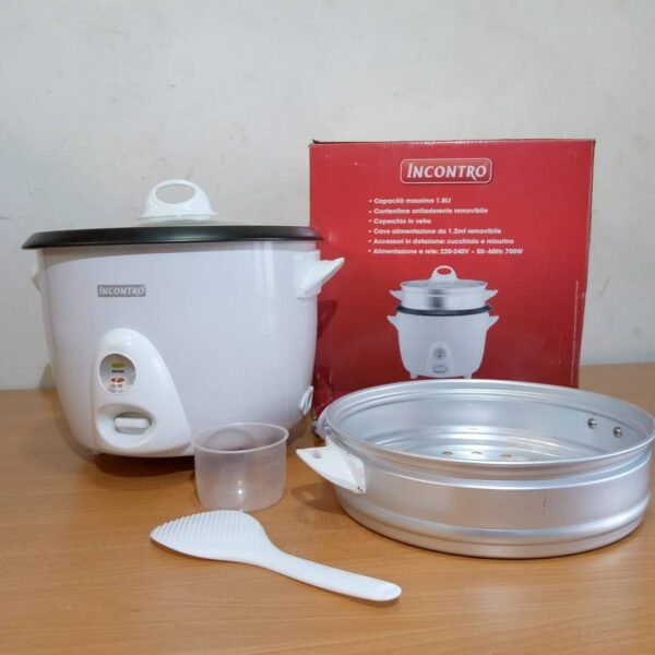 Rice cooker inapika wali na steaming mbogamboga ni nzuri sana lita 1.8 watts 700